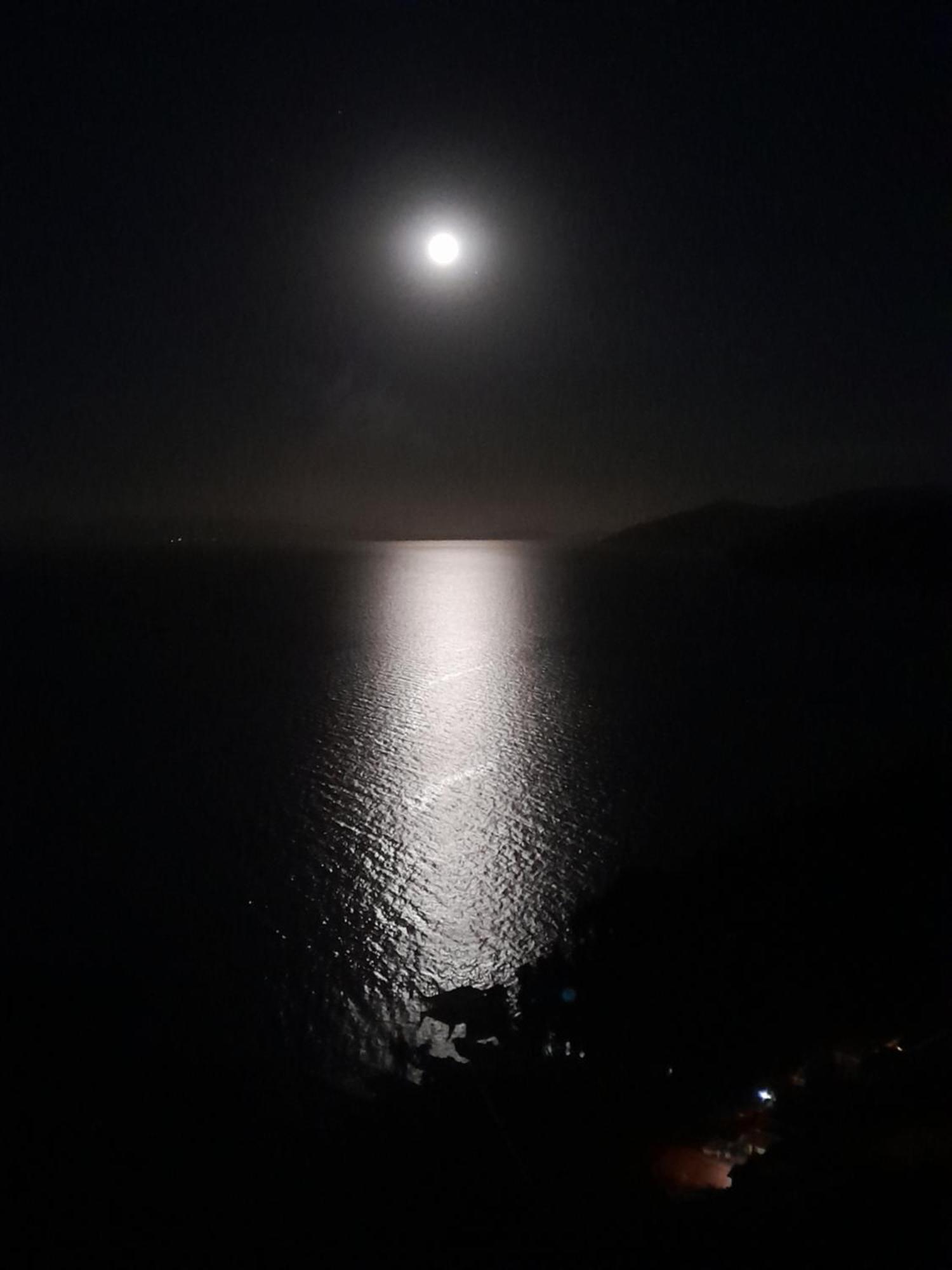 Comunidad Yumani Sol Y Luna - Isla Del Sol מראה חיצוני תמונה